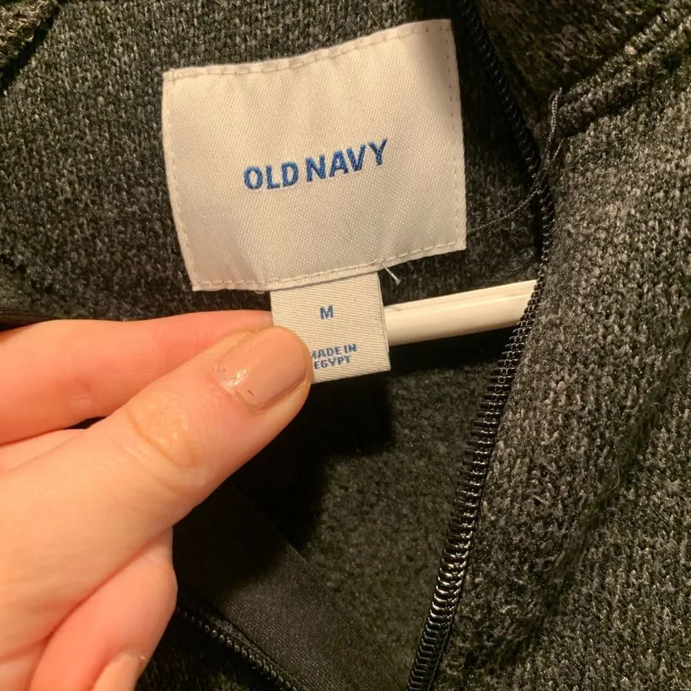Old Navy Quarter Zip Pull over sweater M